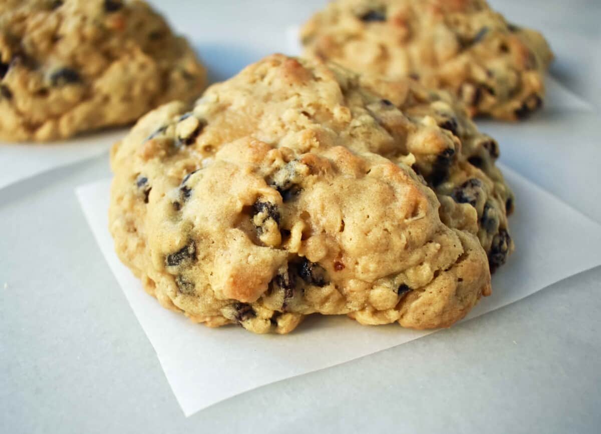 A close up of some cookies on a napkin